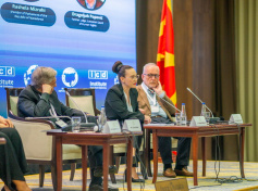 Rashela Mizrahi02.jpg